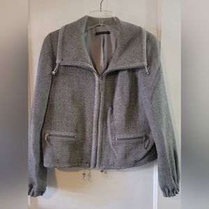 VINTAGE Elie Tahari gray wool jacket Size 4p GREAT CONDITION